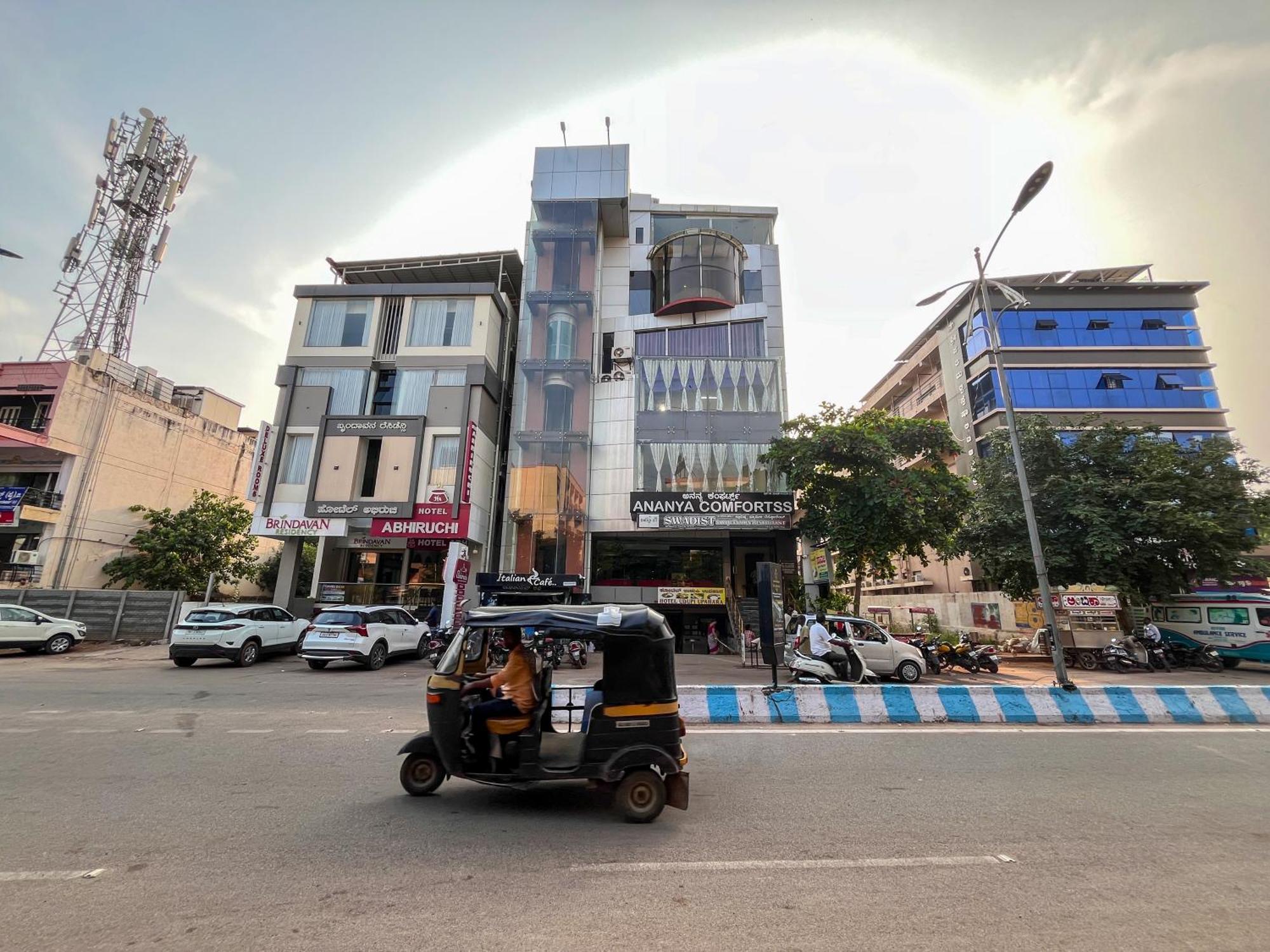 Ananya Comfortss Hospet Extérieur photo